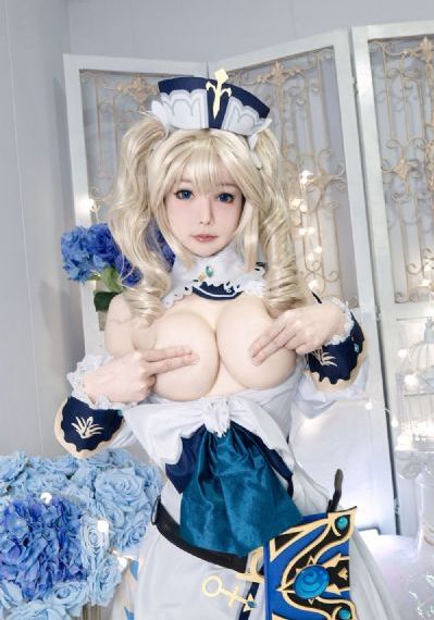 女机械人在线